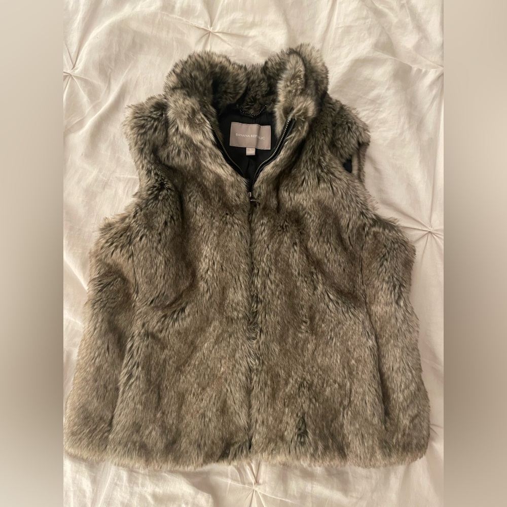 Banana Republic Faux Fur Vest - Gray